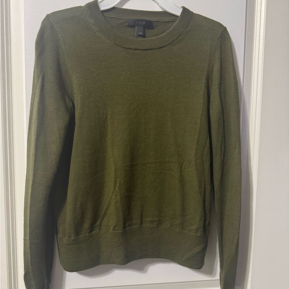 🫒 J.Crew Olive Green Crewneck Sweater -100% Merino Wool